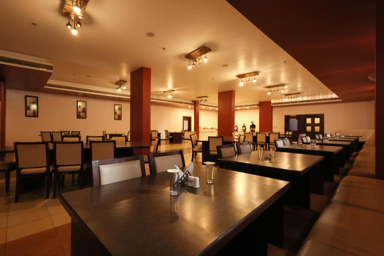 Misty Gate Hotel Vythiri Ngoại thất bức ảnh